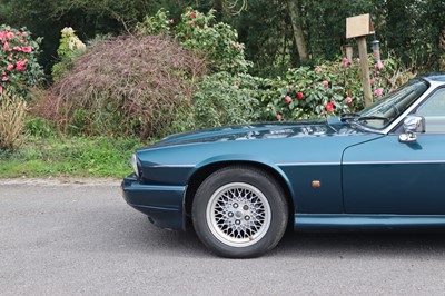 Lot 122 - 1992 Jaguar XJS 5.3 V12