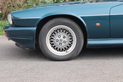 Lot 122 - 1992 Jaguar XJS 5.3 V12