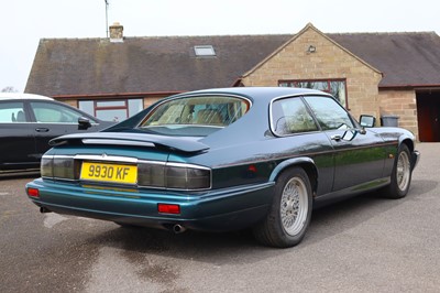 Lot 122 - 1992 Jaguar XJS 5.3 V12