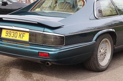 Lot 122 - 1992 Jaguar XJS 5.3 V12