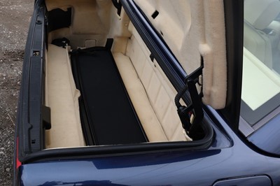 Lot 114 - 1999 Mercedes-Benz SL 320