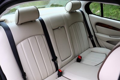 Lot 35 - 2005 Jaguar X-Type 3.0 V6 Sovereign AWD