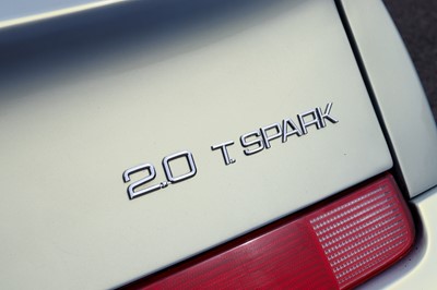 Lot 37 - 2000 Alfa Romeo GTV Lusso T-Spark 16V