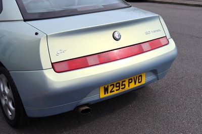 Lot 37 - 2000 Alfa Romeo GTV Lusso T-Spark 16V