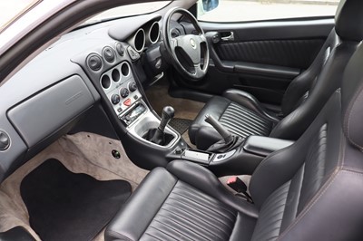 Lot 37 - 2000 Alfa Romeo GTV Lusso T-Spark 16V