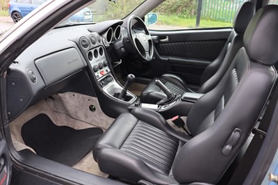 Lot 37 - 2000 Alfa Romeo GTV Lusso T-Spark 16V
