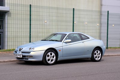 Lot 37 - 2000 Alfa Romeo GTV Lusso T-Spark 16V