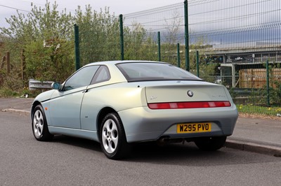 Lot 37 - 2000 Alfa Romeo GTV Lusso T-Spark 16V