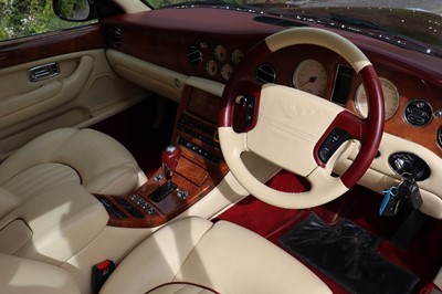 Lot 60 - 1999 Bentley Arnage Green Label