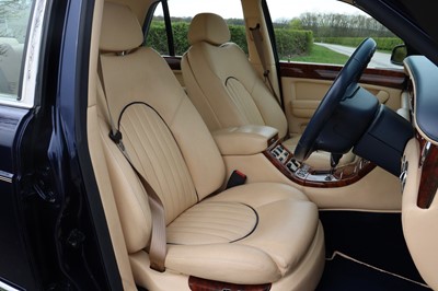 Lot 84 - 2000 Bentley Arnage Red Label