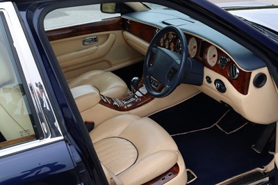 Lot 84 - 2000 Bentley Arnage Red Label