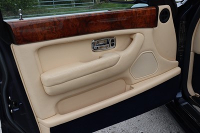Lot 84 - 2000 Bentley Arnage Red Label