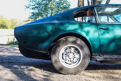 Lot 63 - 1976 Aston Martin V8
