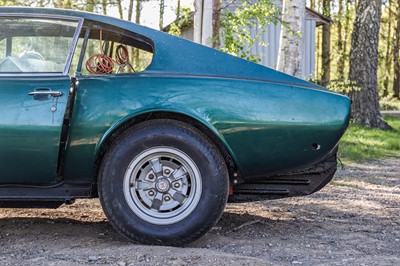 Lot 63 - 1976 Aston Martin V8