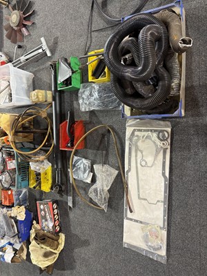 Lot 63 - 1976 Aston Martin V8
