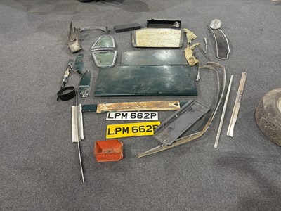 Lot 63 - 1976 Aston Martin V8