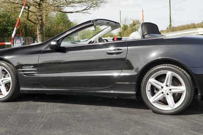 Lot 55 - 2005 Mercedes-Benz SL350