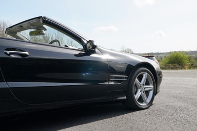Lot 55 - 2005 Mercedes-Benz SL350