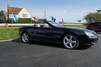 Lot 55 - 2005 Mercedes-Benz SL350