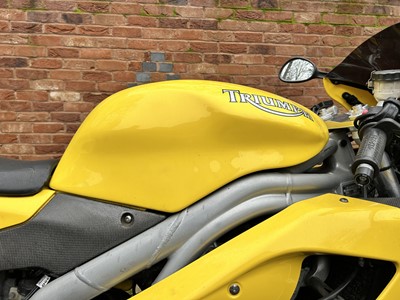 Lot 2003 Triumph Daytona 955i
