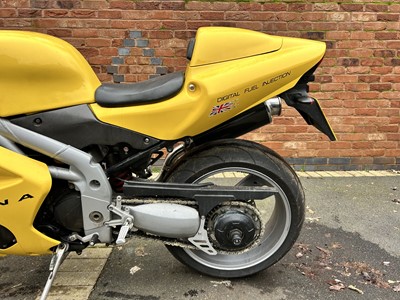 Lot 2003 Triumph Daytona 955i
