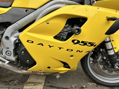 Lot 2003 Triumph Daytona 955i