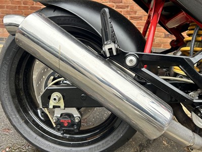 Lot 2000 Ducati Monster 600
