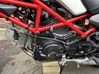 Lot 2000 Ducati Monster 600