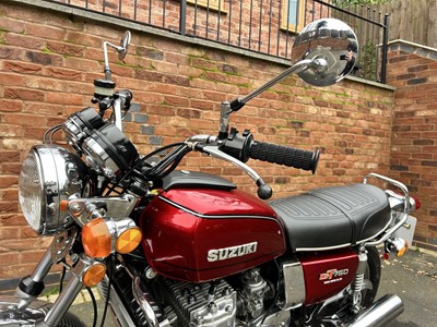 Lot 1977 Suzuki GT750
