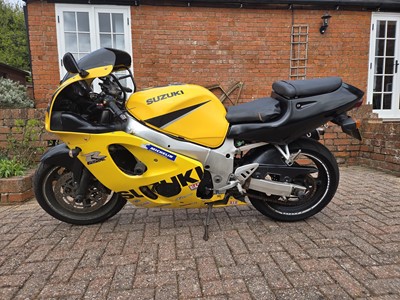 Lot 1999 Suzuki GSXR-600