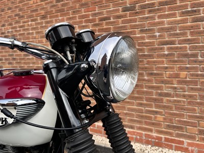 Lot 1967 Triumph Bonneville T120