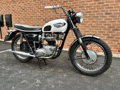 Lot 1966 Triumph T120R