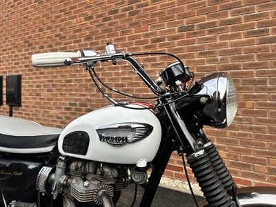 Lot 1966 Triumph T120R