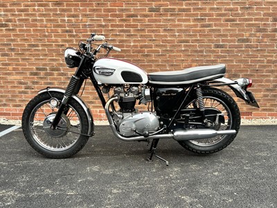 Lot 1966 Triumph T120R
