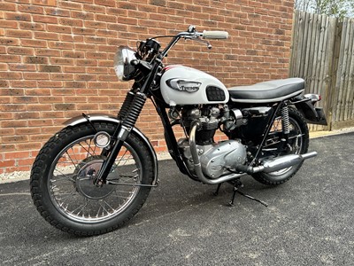 Lot 1966 Triumph T120R