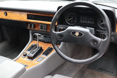 Lot 46 - 1988 Jaguar XJ-S 3.6