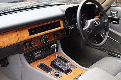Lot 46 - 1988 Jaguar XJ-S 3.6