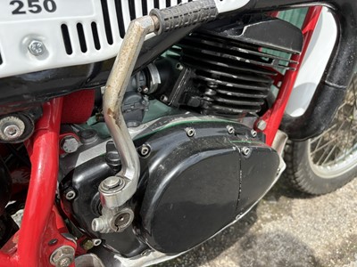 Lot c1977 Yamaha TY250