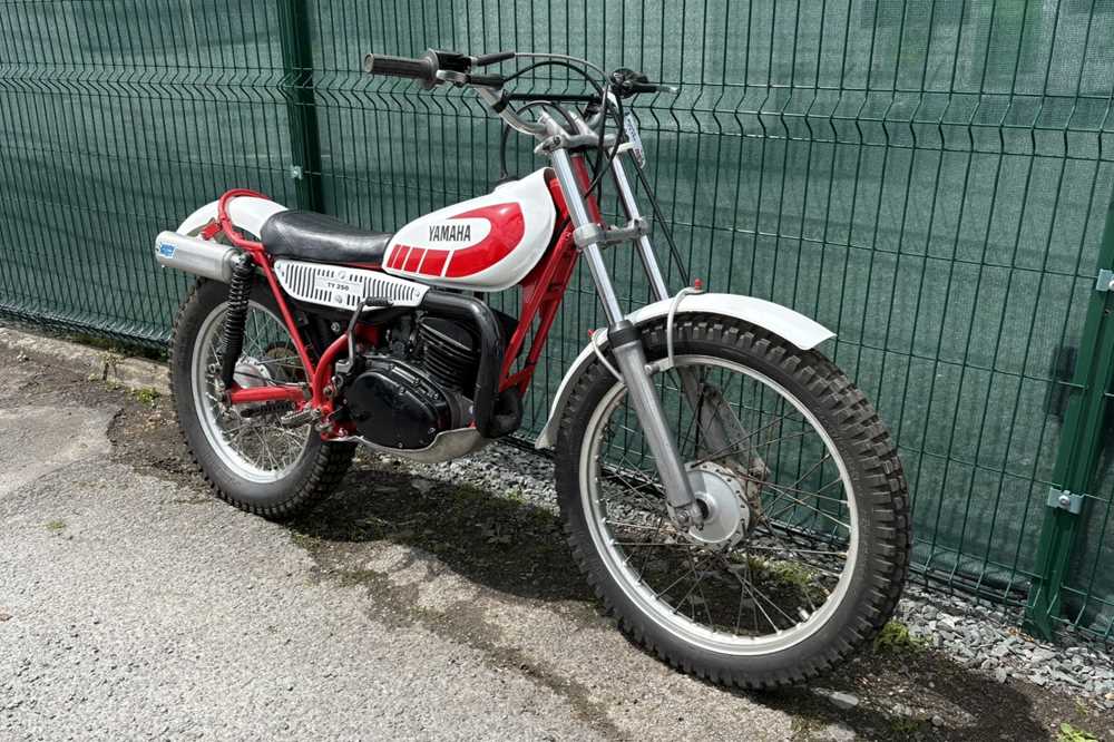 Lot c1977 Yamaha TY250