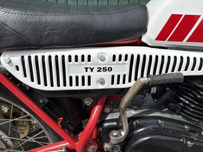 Lot c1977 Yamaha TY250