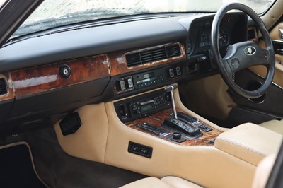 Lot 25 - 1989 Jaguar XJS 5.3 Convertible
