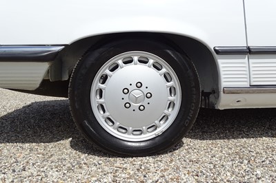 Lot 61 - 1989 Mercedes-Benz 300 SL