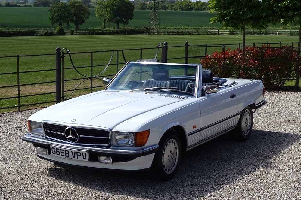 Lot 61 - 1989 Mercedes-Benz 300 SL