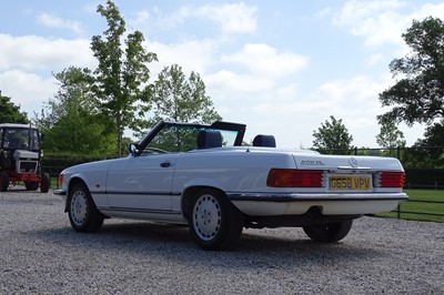 Lot 61 - 1989 Mercedes-Benz 300 SL