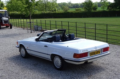 Lot 61 - 1989 Mercedes-Benz 300 SL