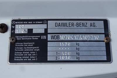 Lot 61 - 1989 Mercedes-Benz 300 SL