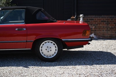 Lot 37 - 1987 Mercedes-Benz 300 SL