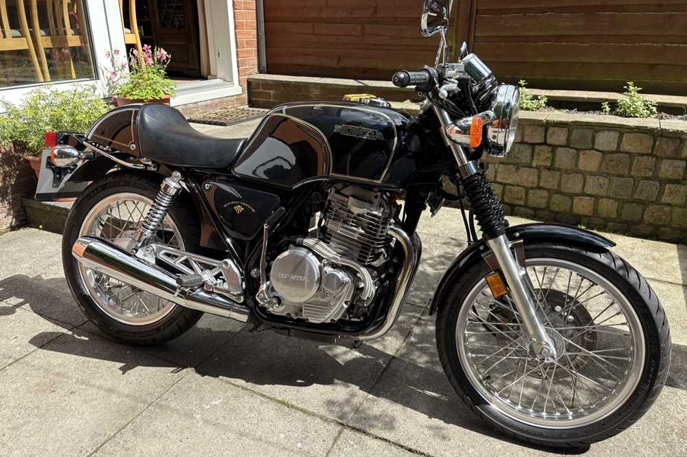Lot 1989 Honda GB500TT