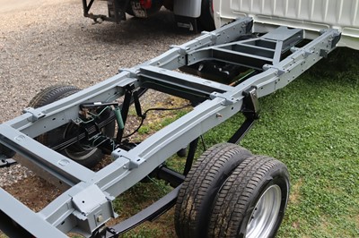 Lot 56 - 1990 Ford Transit Mk3 Bare Chassis Cab