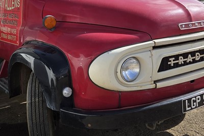 Lot 28 - 1966 Ford Thames Trader K-Type 200